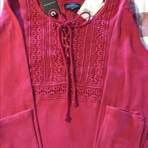 Women’s long sleeved shirt